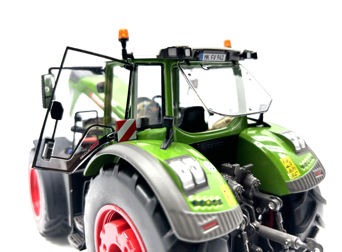 1/32 Fendt 942 Vario Singles