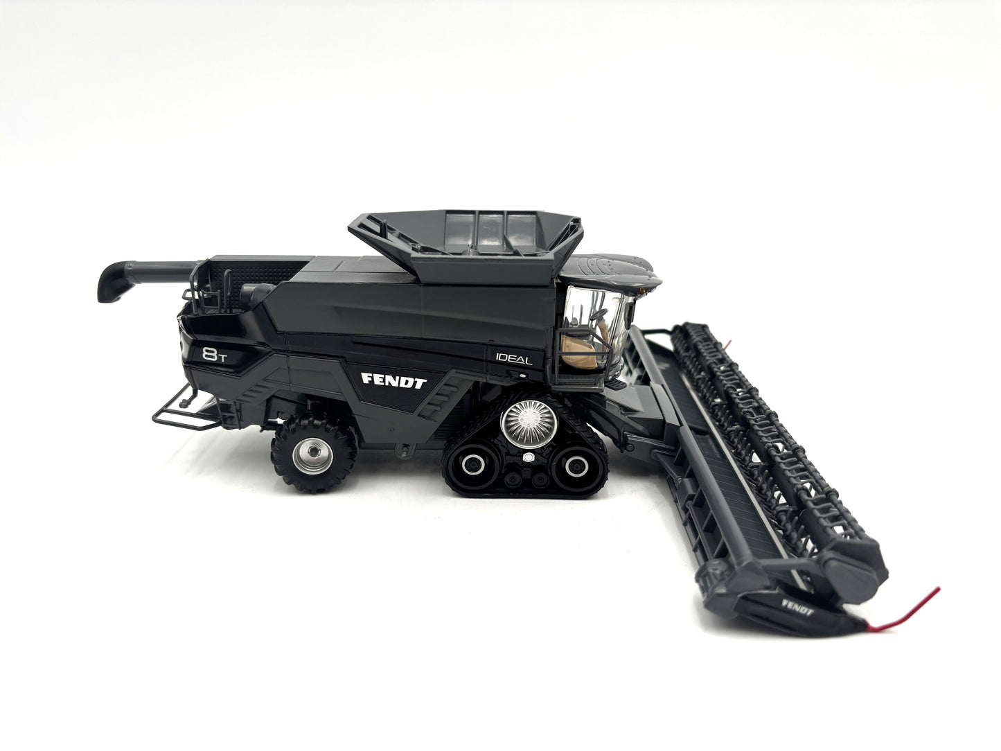 1/64 Fendt Ideal 8T Combine