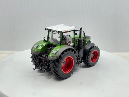 1/32 Fendt 1050 Vario