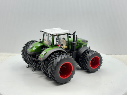 1/32 Fendt 1050 Vario Duals
