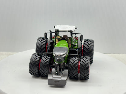 1/32 Fendt 1050 Vario Duals
