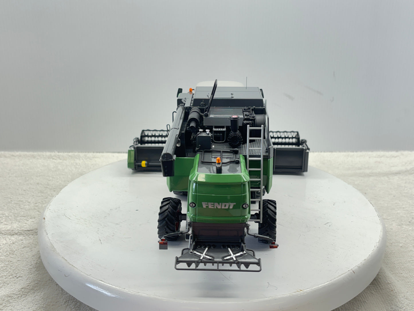 1/32 Fendt 5255L
