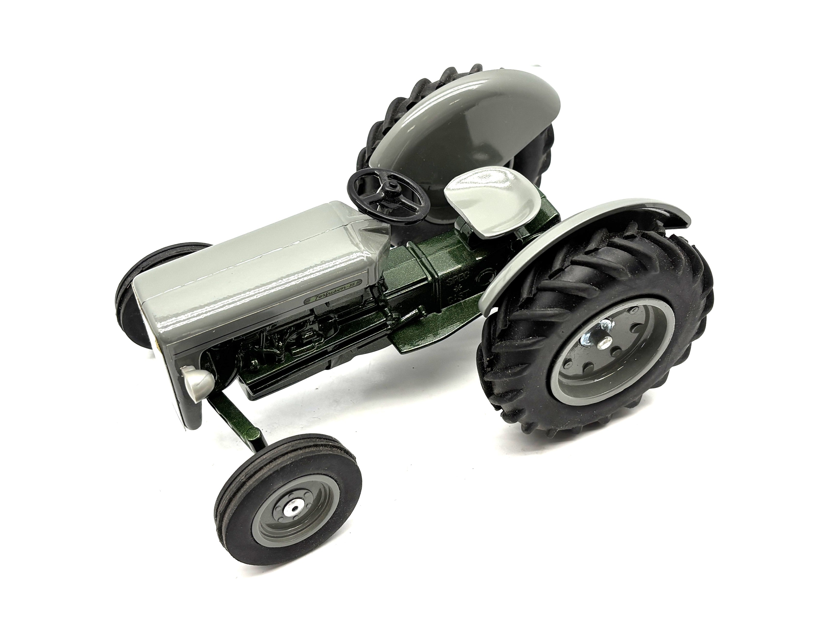 1/16 Ferguson 35 Green Belly