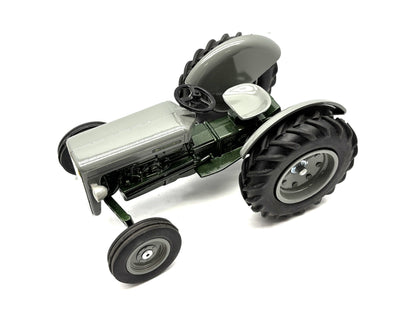 1/16 Ferguson 35 Green Belly