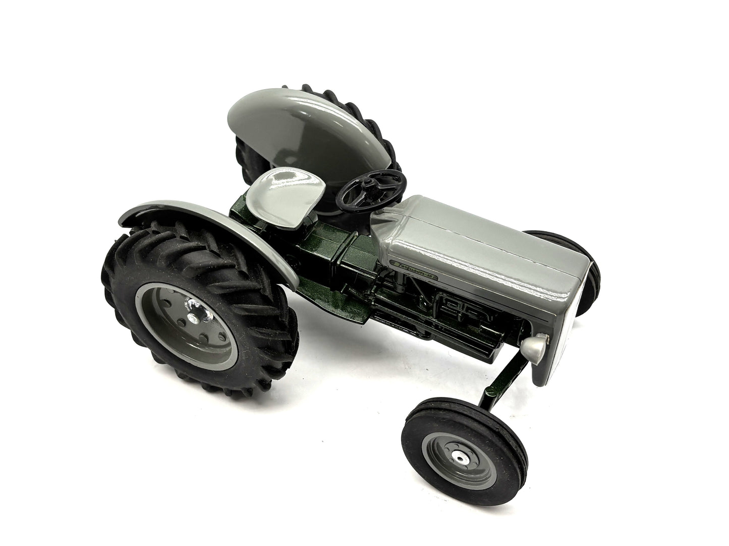 1/16 Ferguson 35 Green Belly