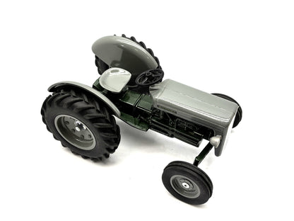 1/16 Ferguson 35 Green Belly