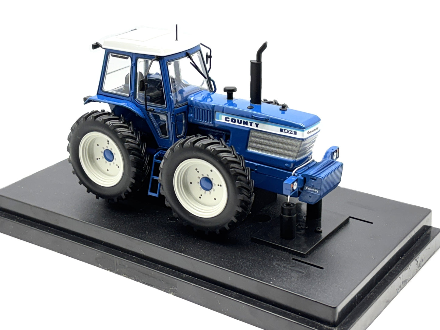 1/32 Ford 1474 County