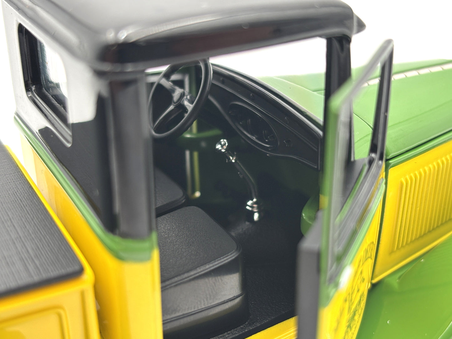 1/25 Ford 1932 Ford Model T