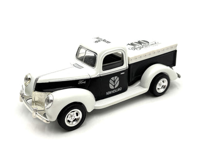 1/25 Ford 1940 Pick-up New Holland 100th Anniversary