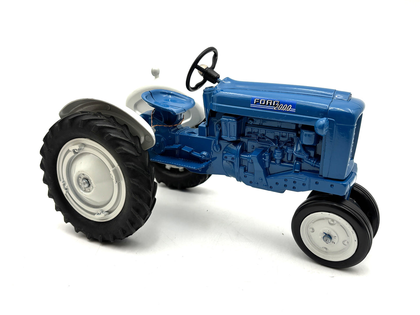 1/12 Ford 2000 Narrow Front