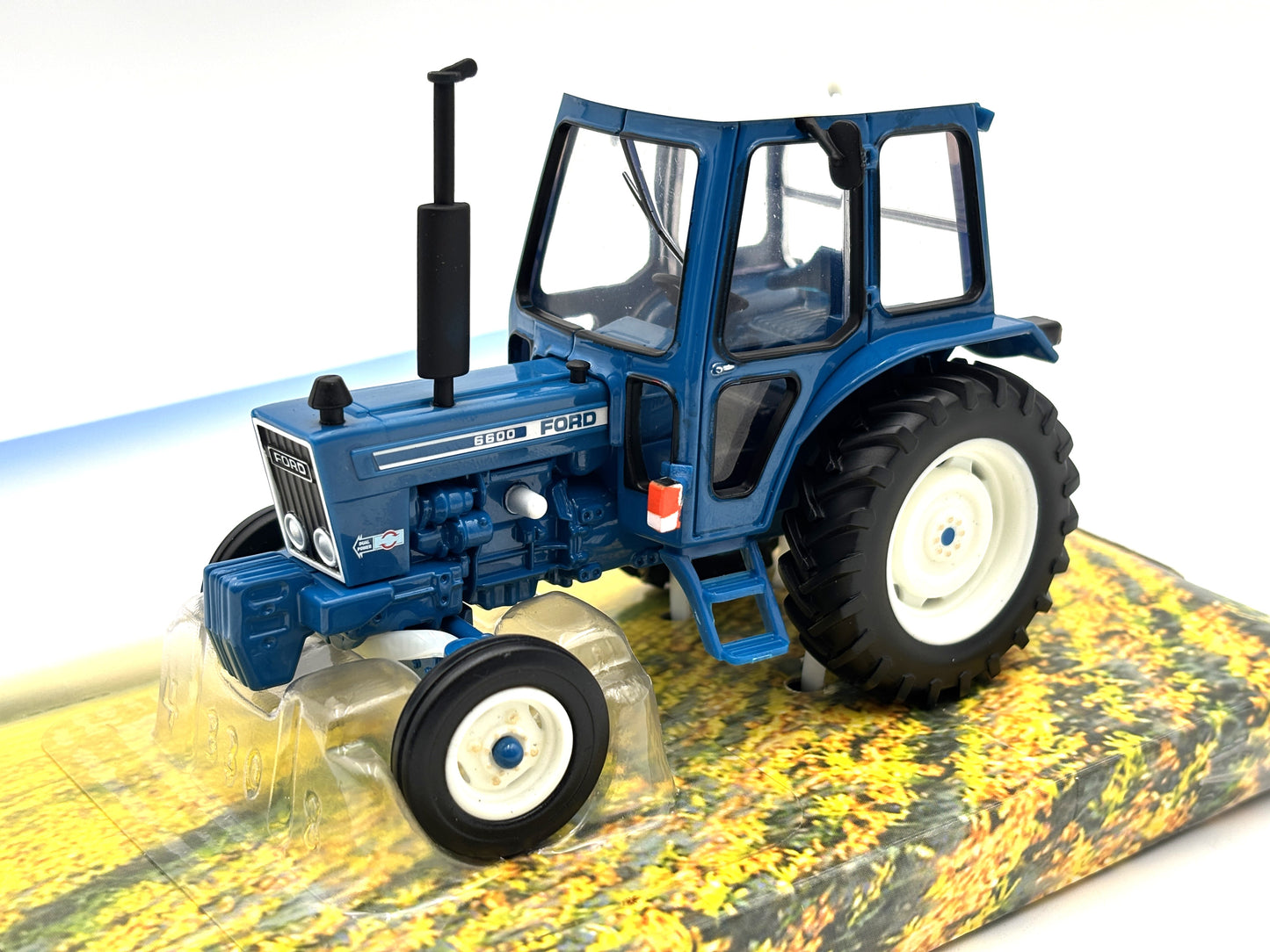 1/32 Ford 6600