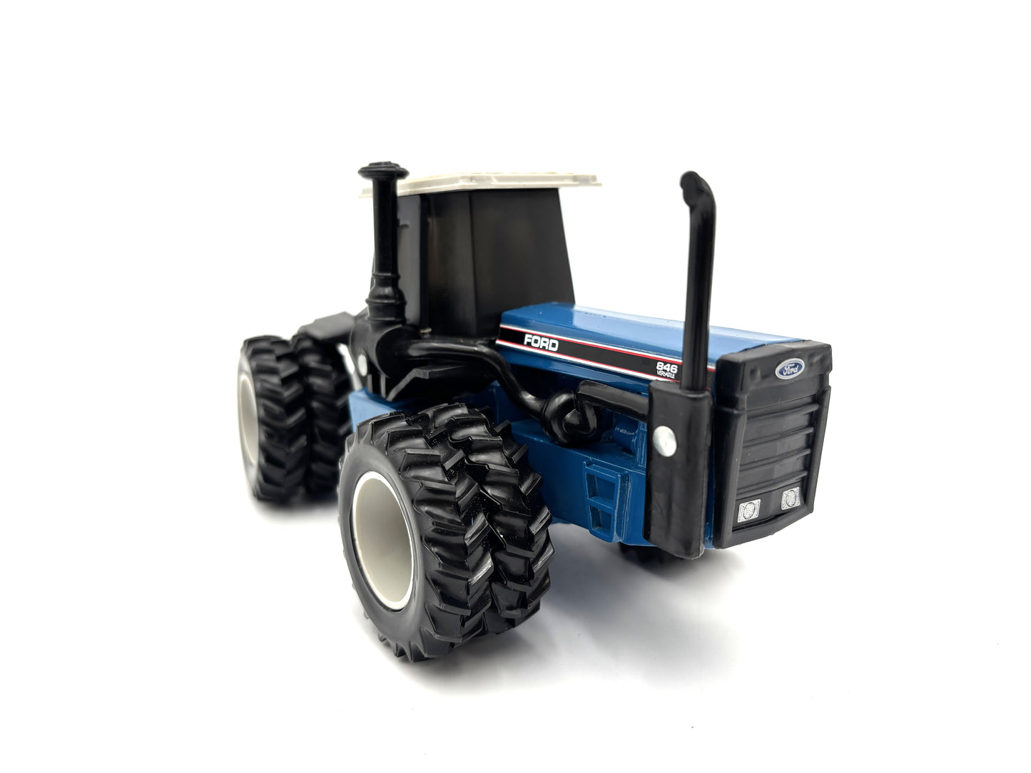 1/32 Ford 846