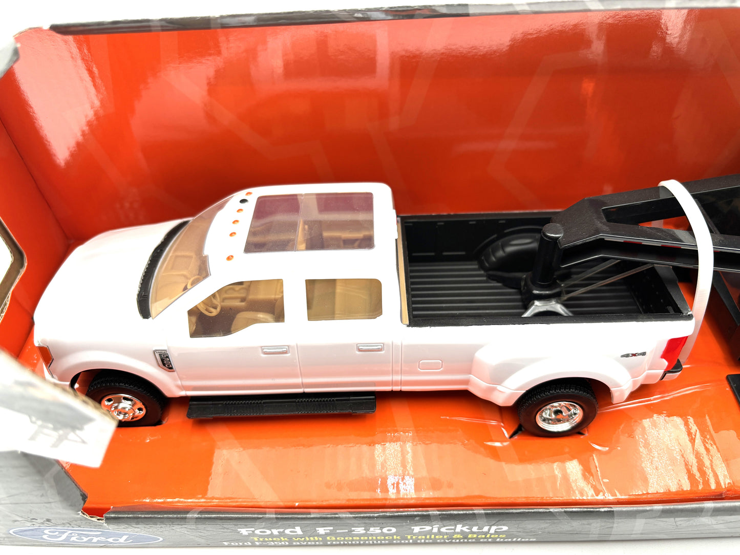 1/32 Ford F-350 Dually with Trailer