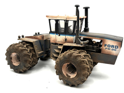 1/16 Ford FW-30 Muddy "Custom"