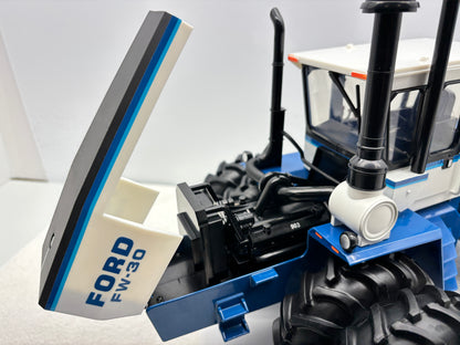 1/16 Ford FW-30 Toy Tractor Farmer