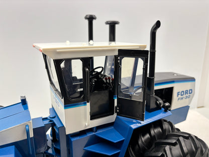1/16 Ford FW-30 Toy Tractor Farmer