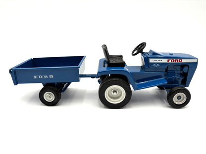 1/12 Ford LGT 145 Garden Tractor Set
