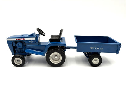 1/12 Ford LGT 145 Garden Tractor Set