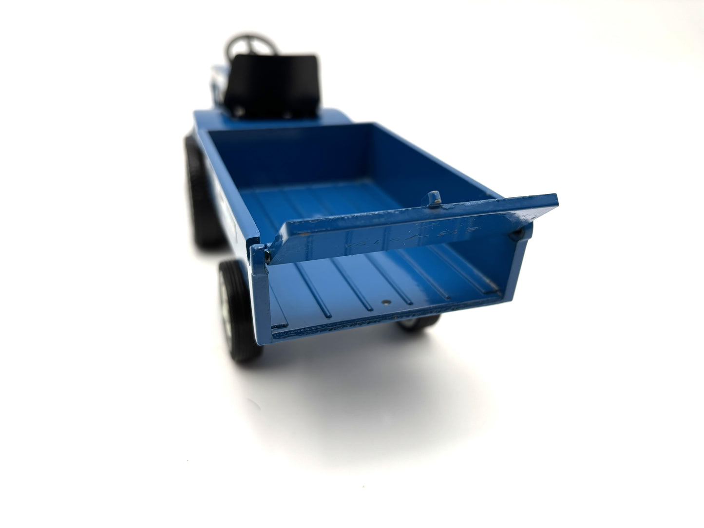 1/12 Ford LGT 145 Garden Tractor Set