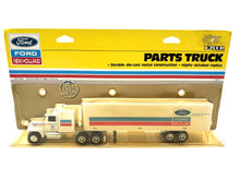 1/64 Ford LTL 9000 Parts Set
