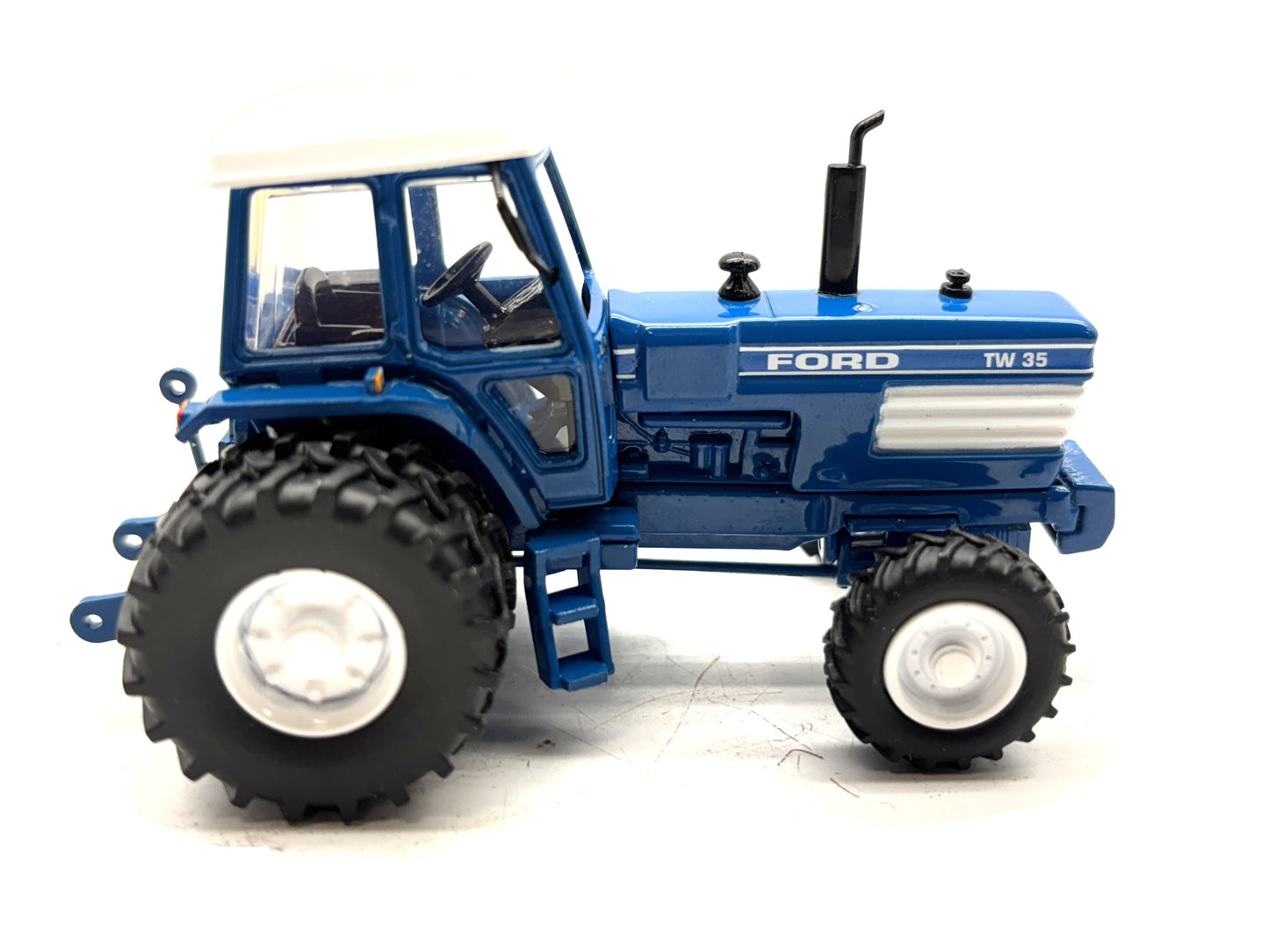 1/64 Ford TW-35 FWA