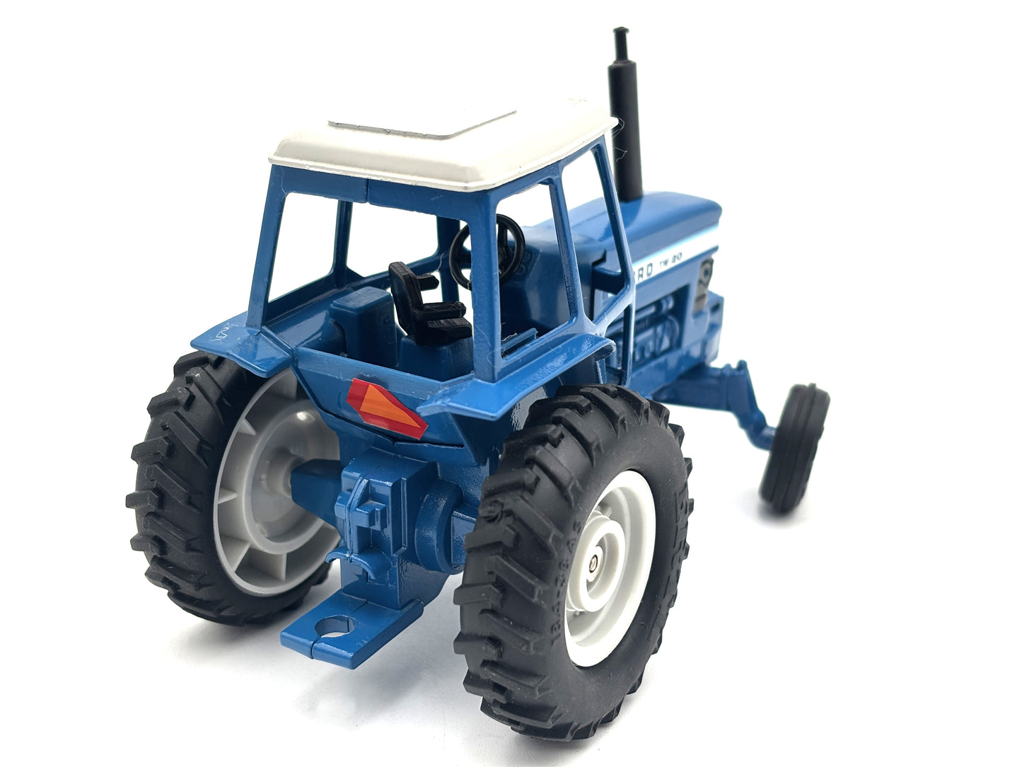 1/32 Ford TW20