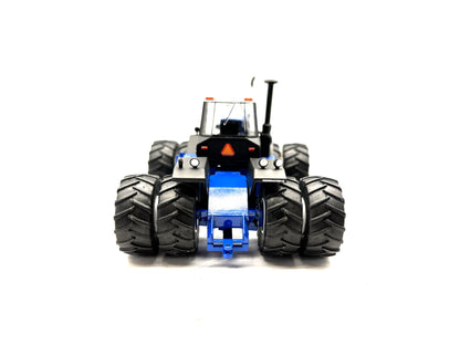 1/64 Ford Versatile 976