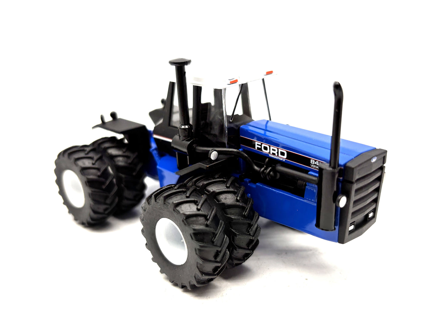 1/64 Ford Versatile 846