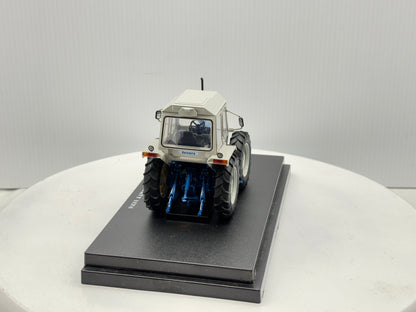 1/32 Ford 1174 County