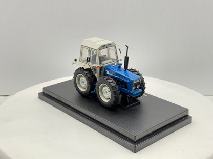 1/32 Ford 1174 County