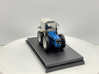 1/32 Ford 1174 County