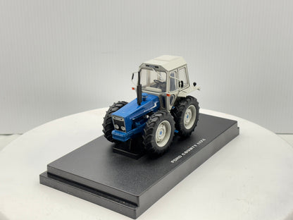 1/32 Ford 1174 County