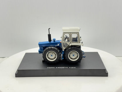 1/32 Ford 1174 County
