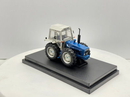1/32 Ford 1174 County