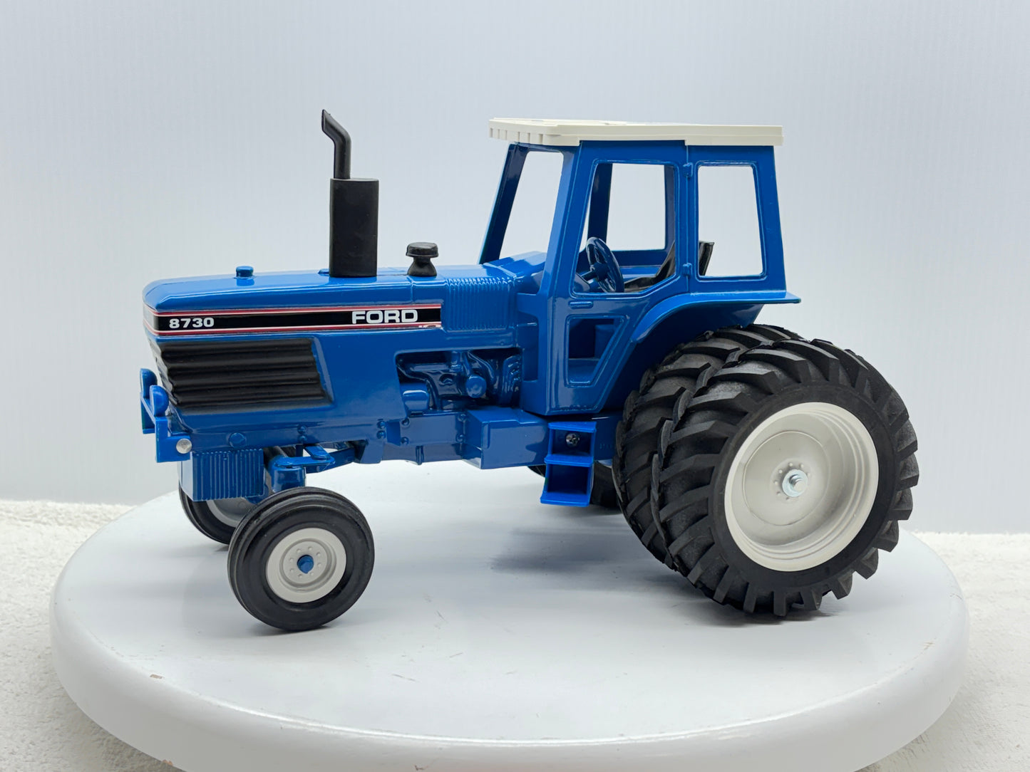 1/16 Ford 8730
