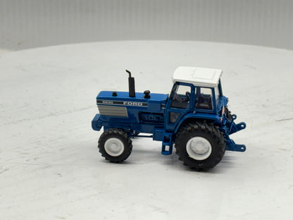 1/64 Ford 8830 2wd