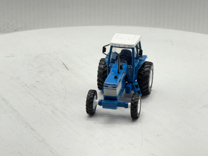 1/64 Ford 8830 2wd