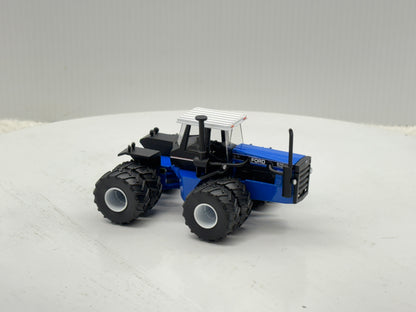 1/64 Ford Versatile 1156