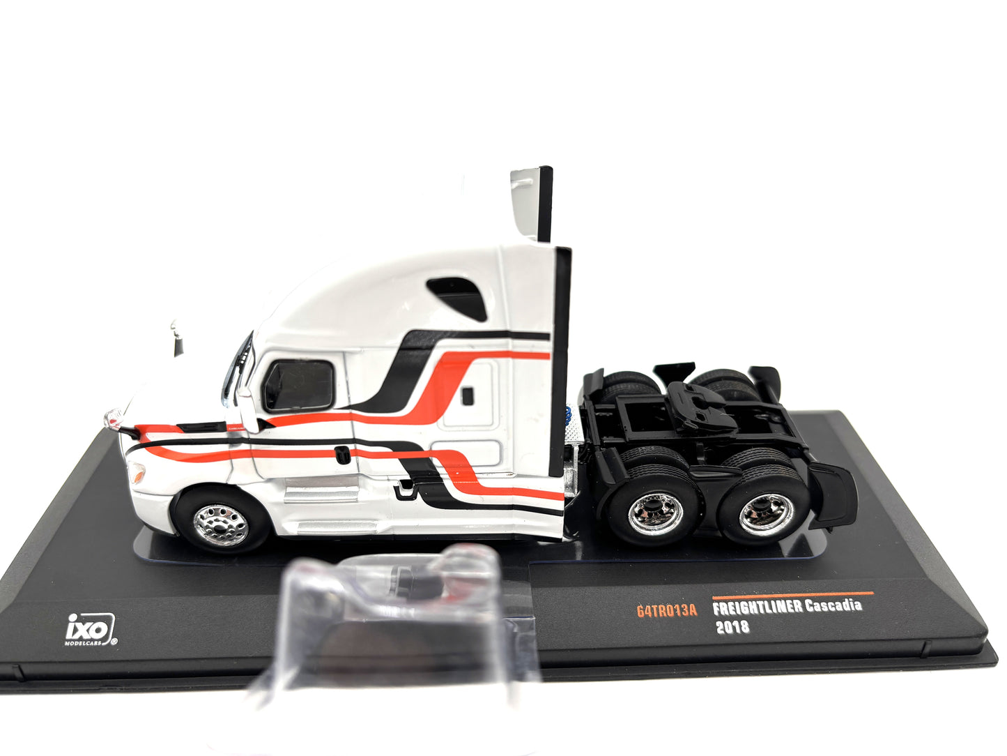 1/64 Freightliner Cascadia 2018 Edition