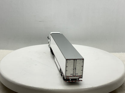 1/64 Freightliner Cascadia High Roof (White)