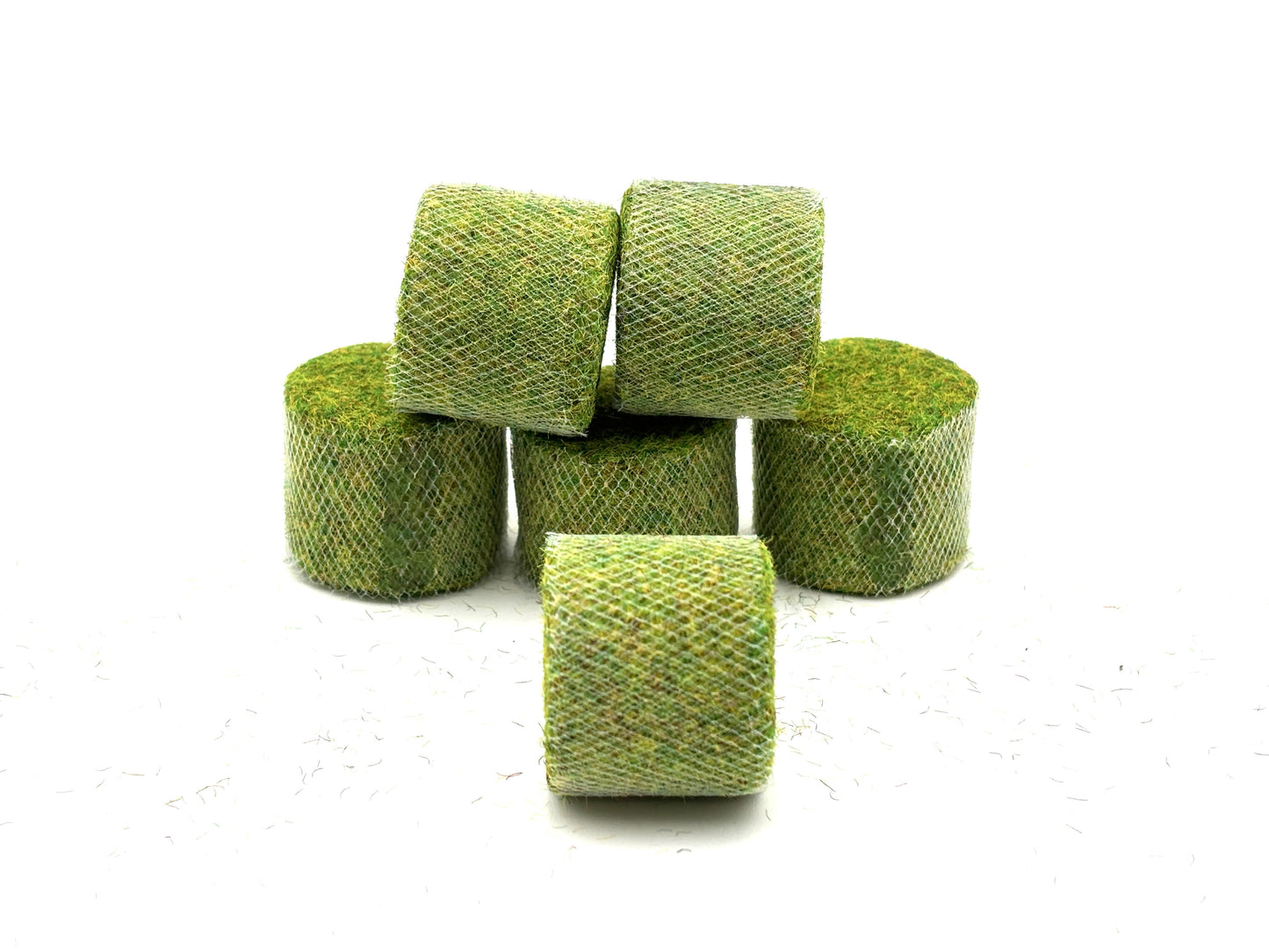 1/64 Fresh Hay Bales Net Wrapped 6' x 5'