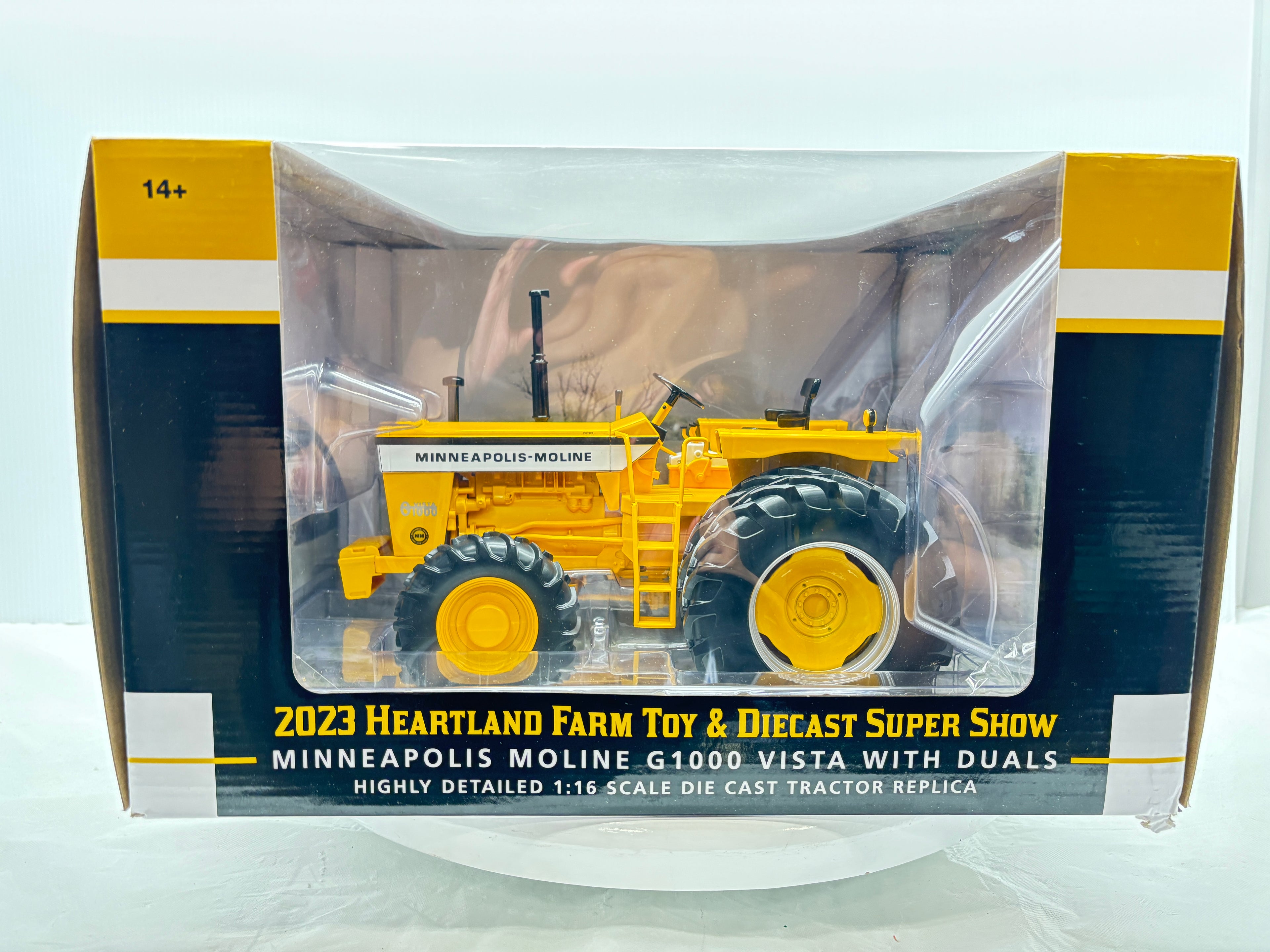 1/16 Minneapolis-Moline G1000