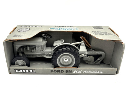 1/16 Ford 9N 50th Anniversary