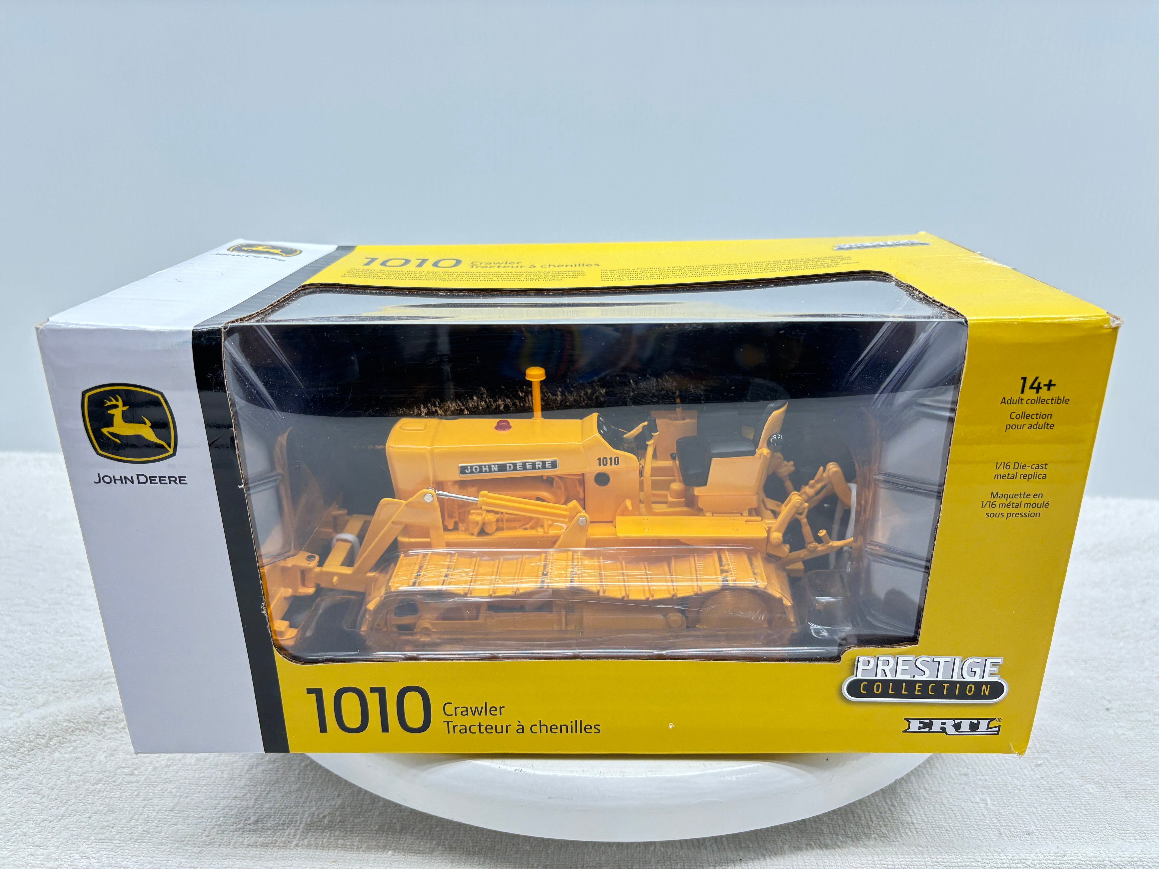 1/16 John Deere 1010