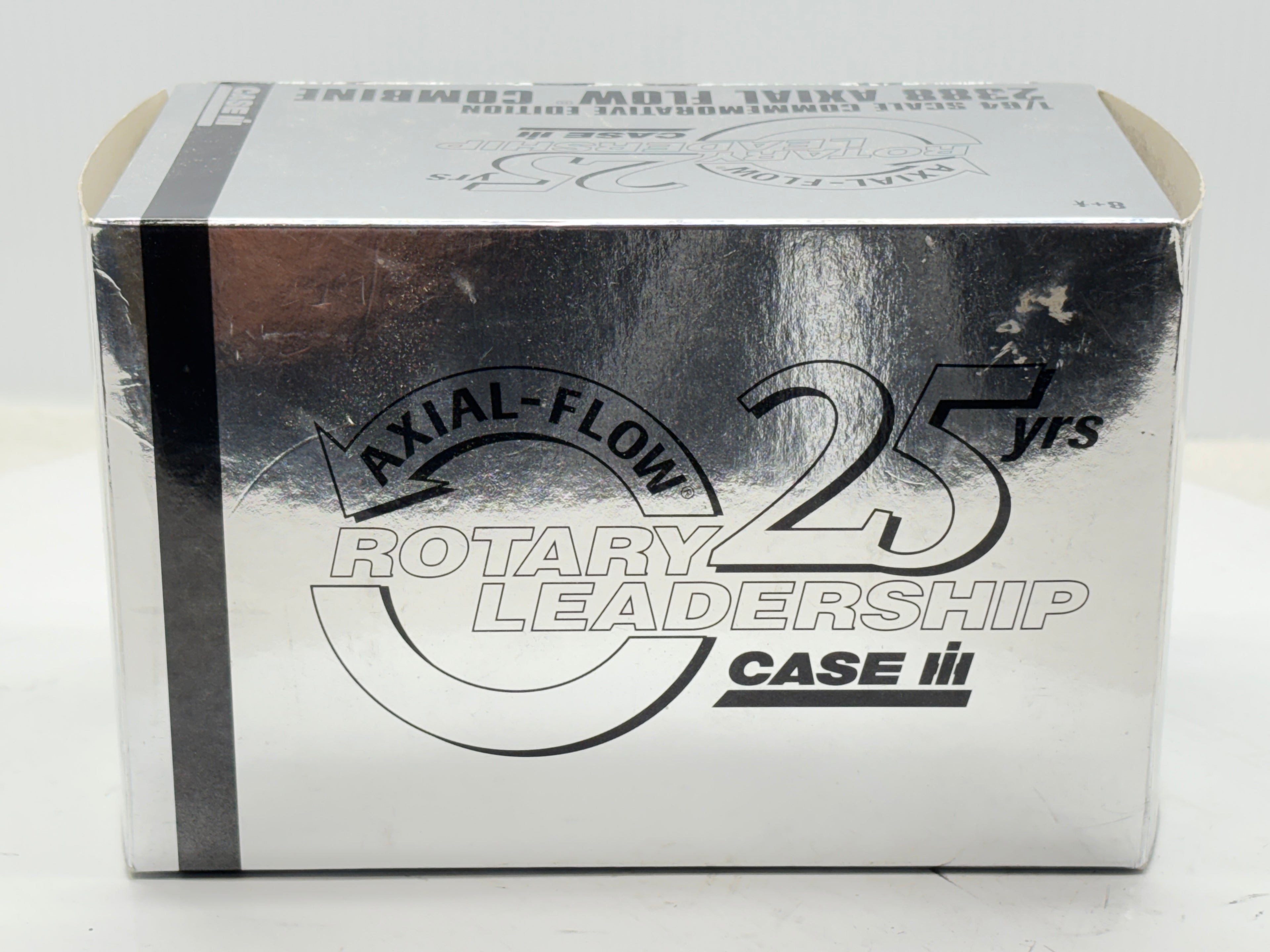 1/64 International 2388 25th