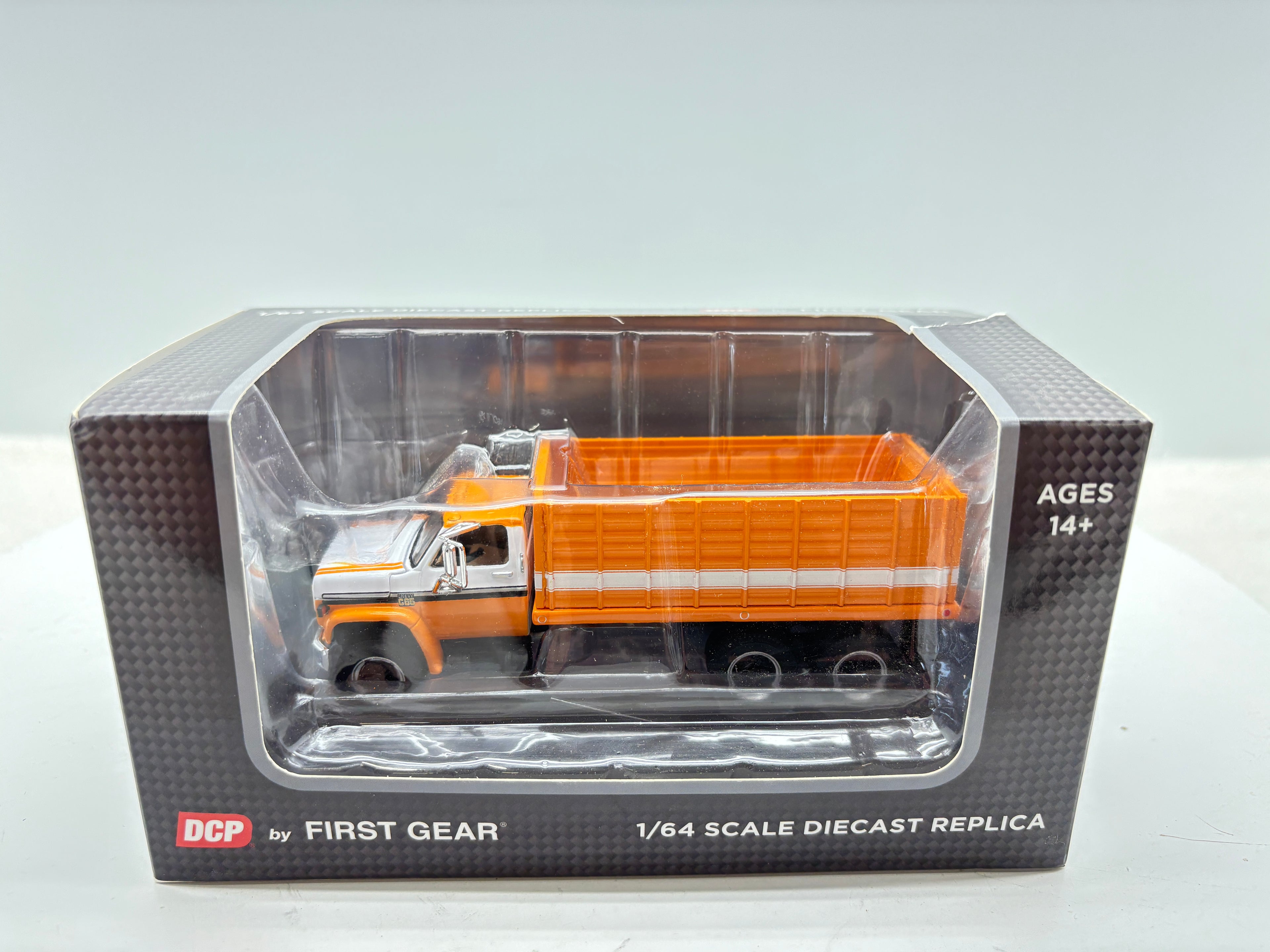 1/64 Chevrolet C65 Tandem Orange