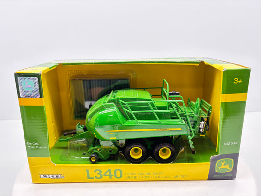 1/32 John Deere L340