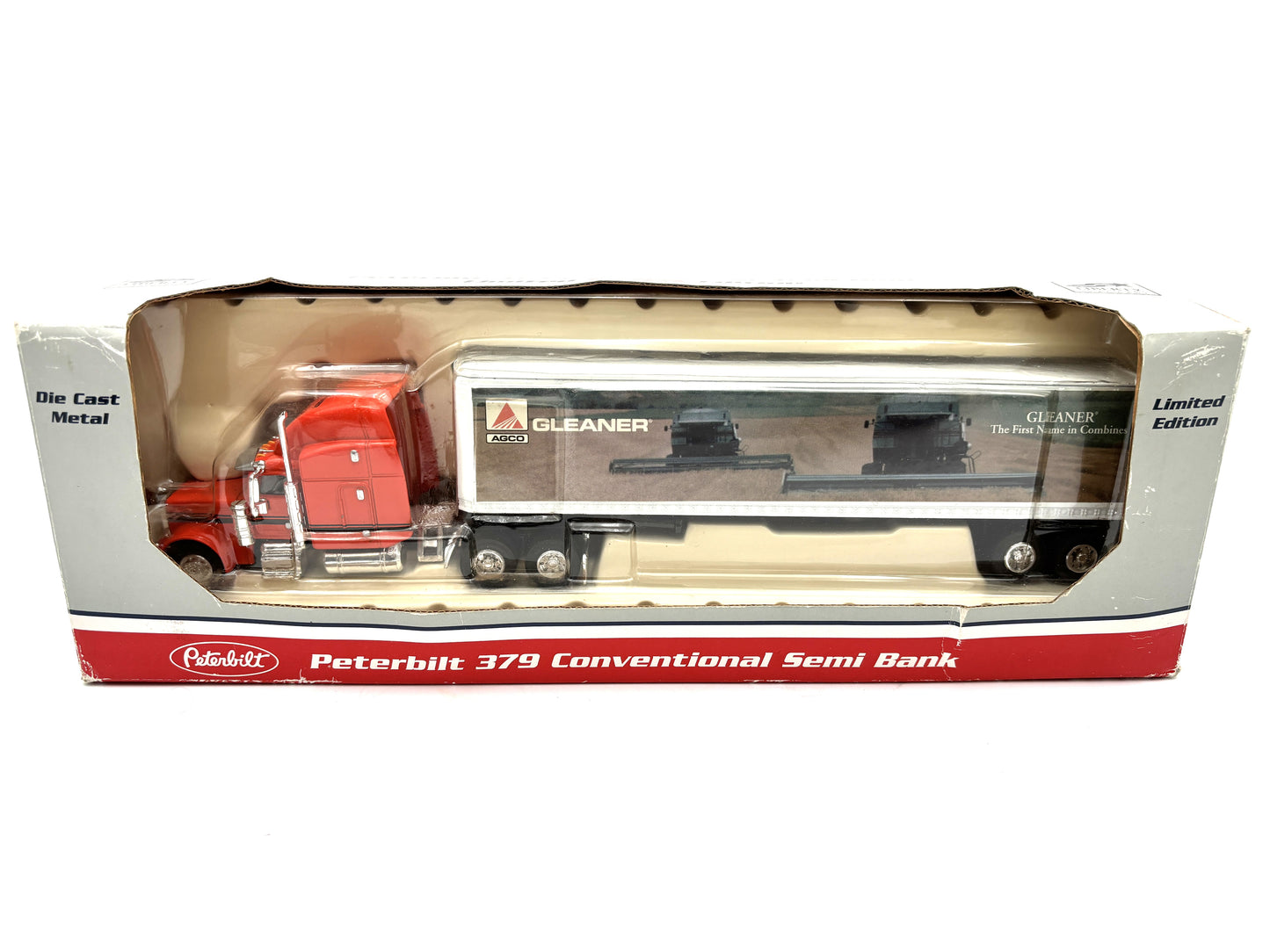 1/64 Peterbilt 379 Gleaner Combine Set
