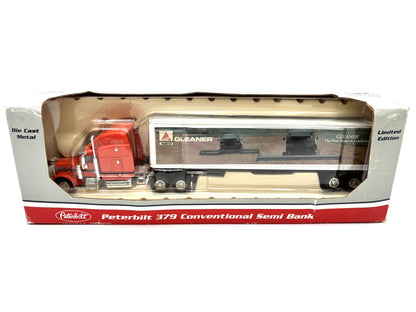 1/64 Peterbilt 379 Gleaner Combine Set