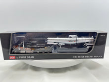 1/64 Metallic Black & Gold Kenworth W900L